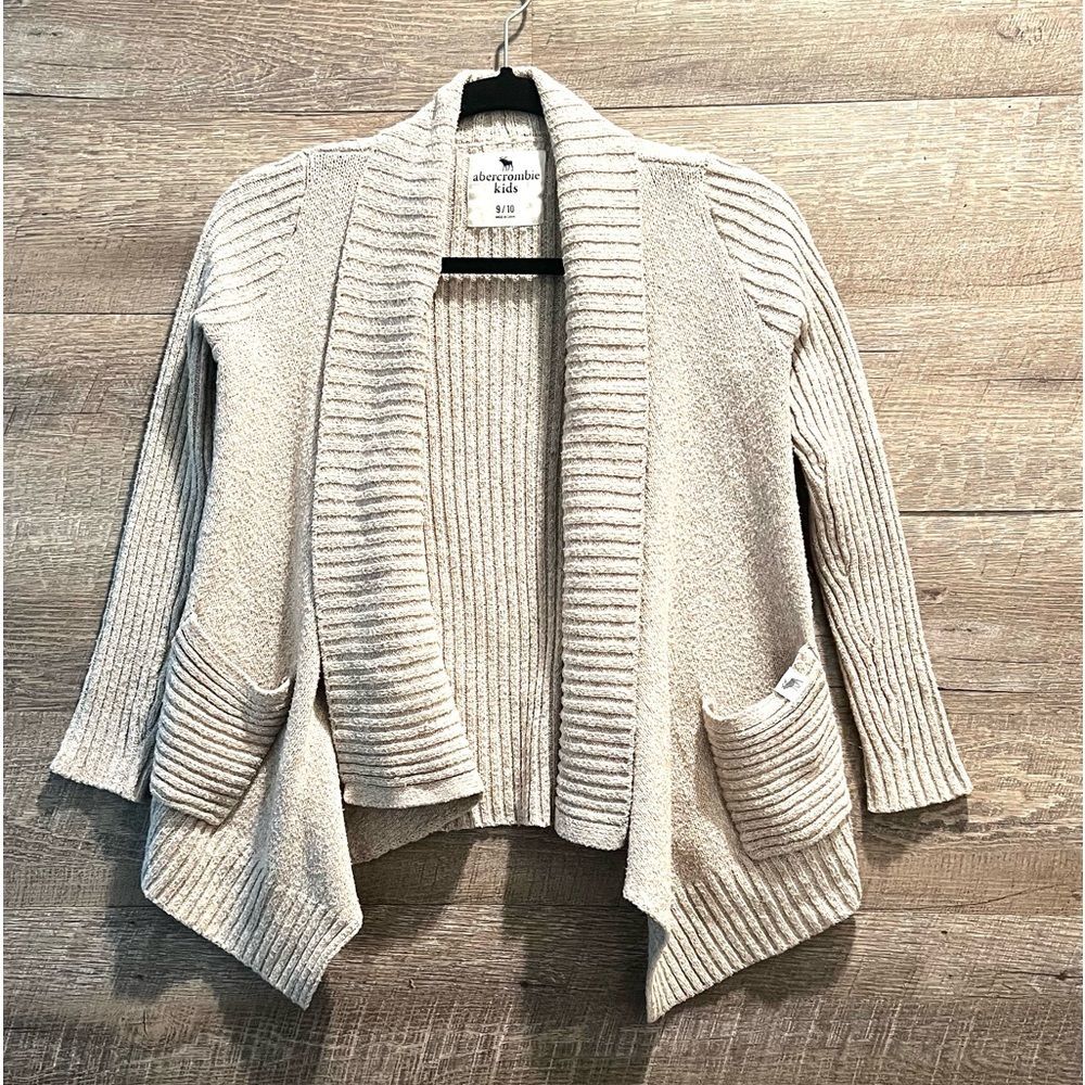 Abercombie Kids Tan Cardigan Size 9/10